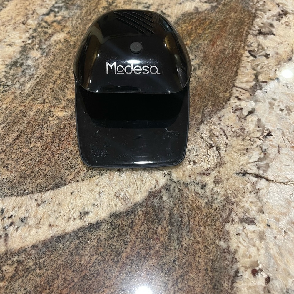 Black Modesa Nail Dryer